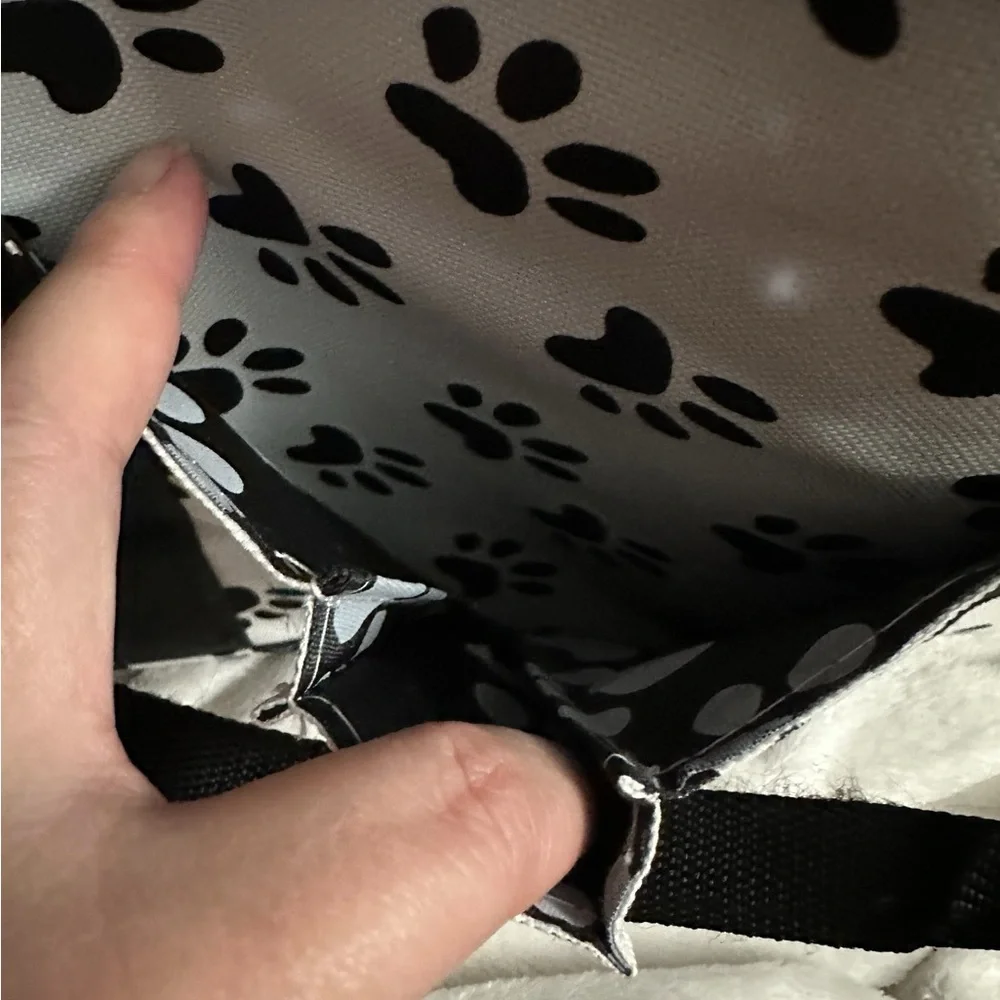 Wahl Tote For Groomers Bring Everything!! Black & White paw prints